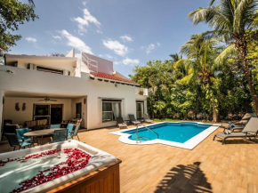 Villa Holiday, Weekly Monthly Discount Private Pool, Bbq, Family Friendly